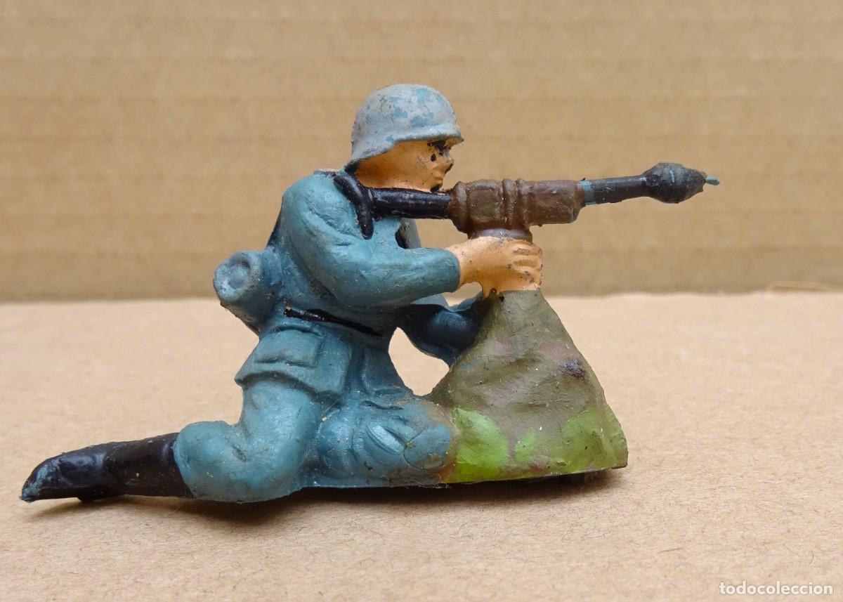 Figuras de goma y PVC: PECH ALEMAN EJERCITOS MUNDIALES FIGURA EN GOMA 1
