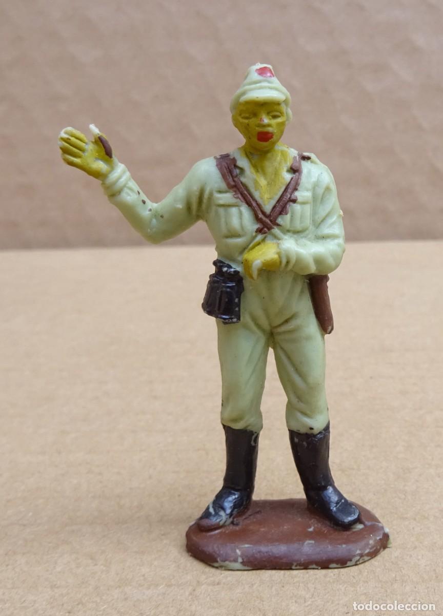 Figuras de goma y PVC: PECH JAPONES ARTILLERO FIGURA PARA CA&Ntilde;ON 1