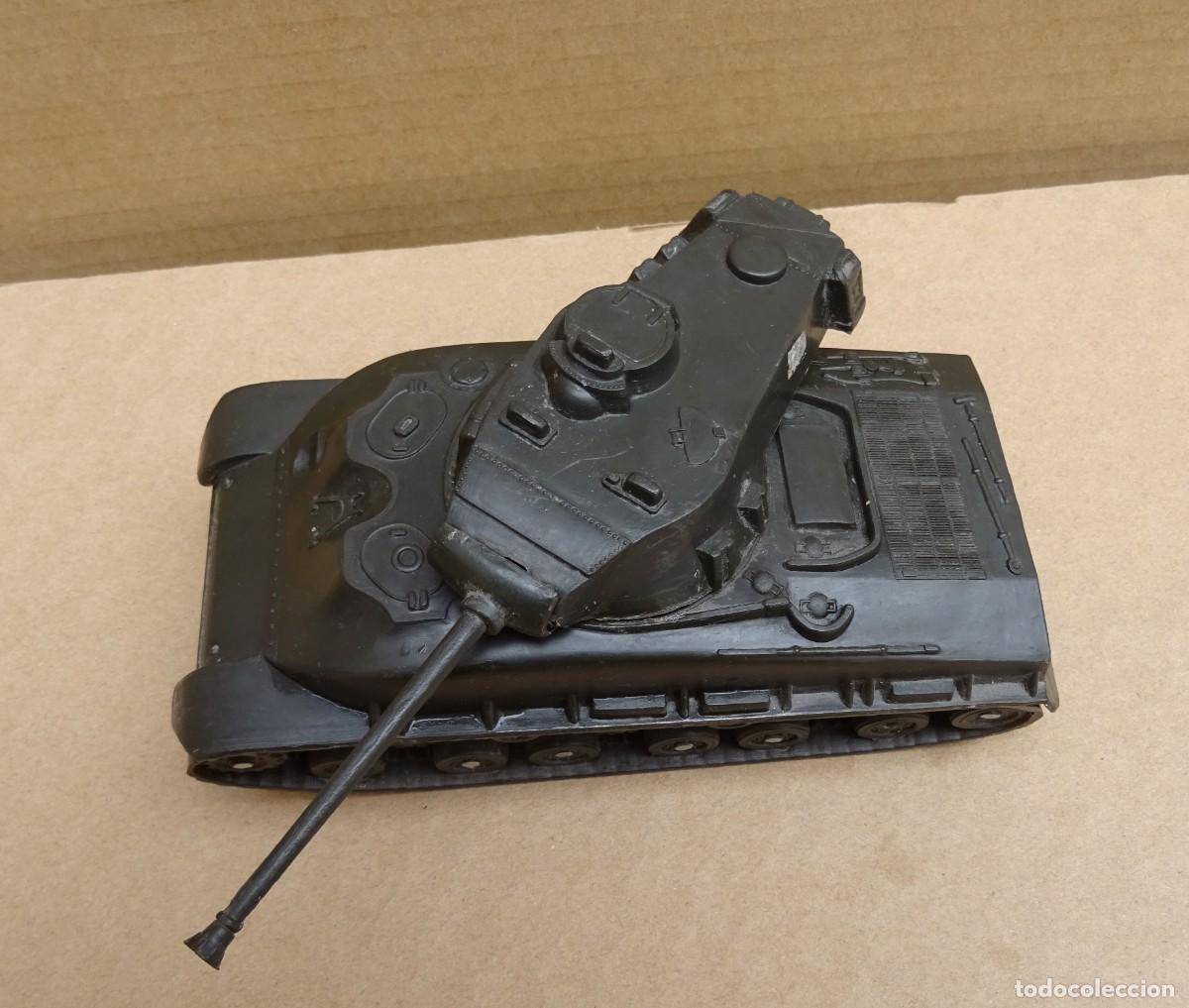 Figuras de goma y PVC: JECSAN CASCOS AZULES TANQUE - Foto 2