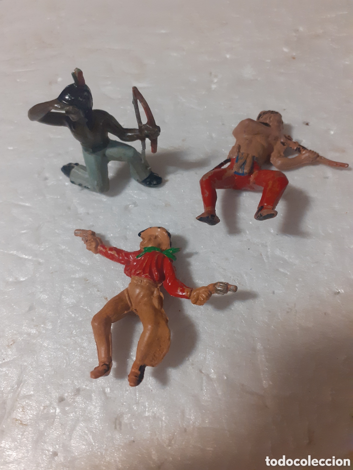 Rubber and PVC Figures: FIGURA INDIOS Y VAQUERO EN GOMA PECH,REAMSA,JECSAN