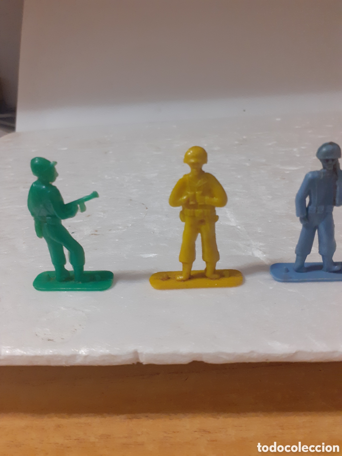 Figuras de goma y PVC: FIGURAS SOLDADOS PLASTICO PROMOCIONAL O KIOSKO