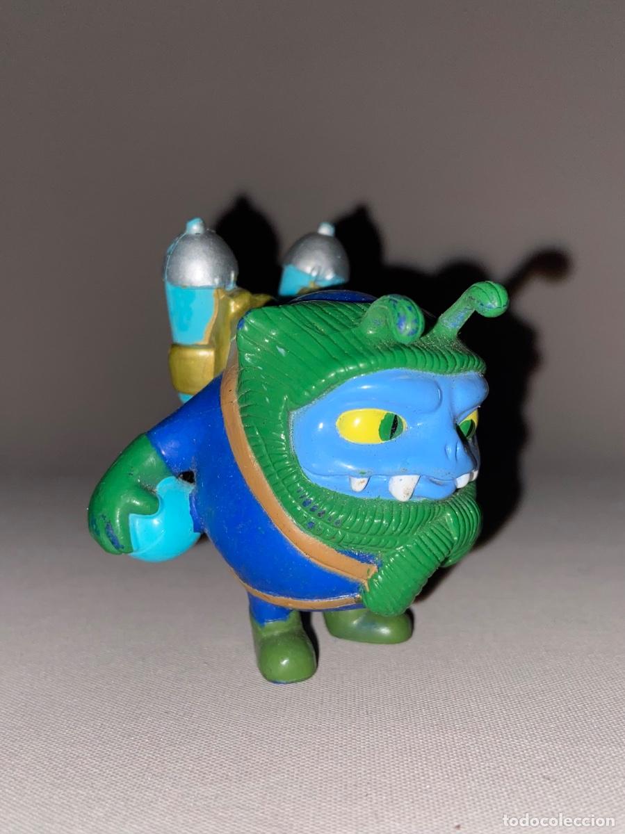 Figuras de goma y PVC: ANTIGUA FIGURA DE PVC &rdquo; VIRUS &rdquo; DE GOMA - PROMOCIONAL DANONE