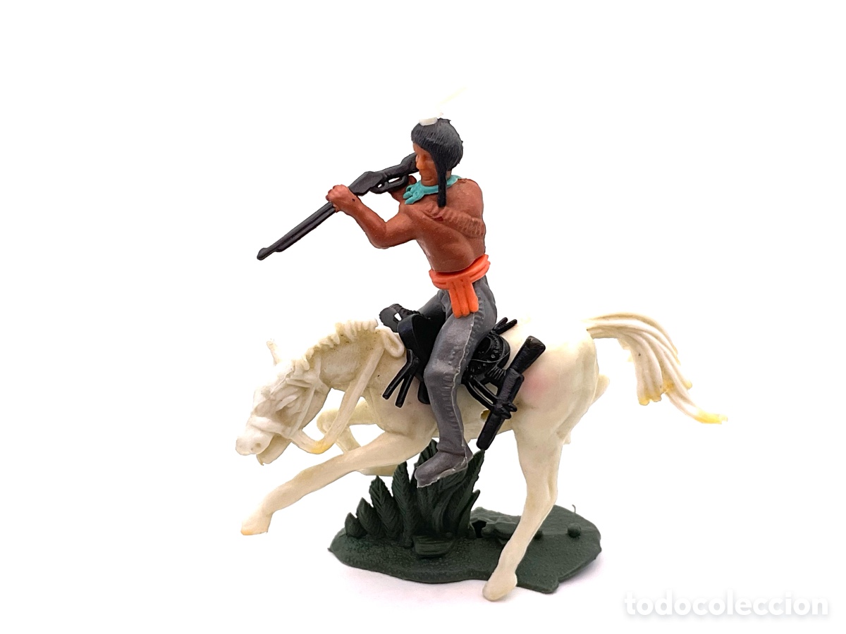 Figuras de goma y PVC: ANTIGUA FIGURA DEL OESTE EN PL&Aacute;STICO. GUERRERO INDIO A CABALLO.