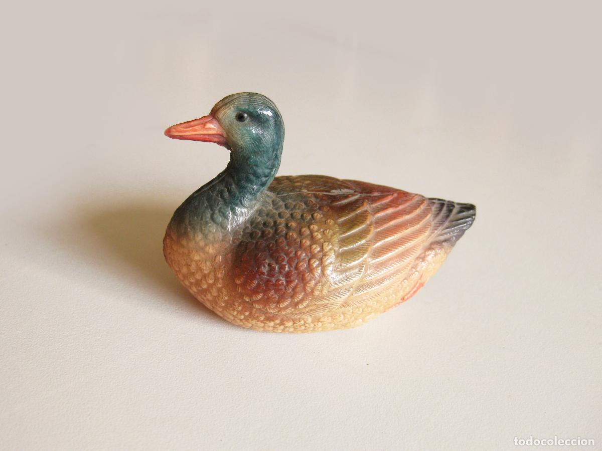 Figuras de goma y PVC: ANTIGUA FIGURA DE UN PATO SONAJERO DE JUGUETE HECHO EN CELULOIDE