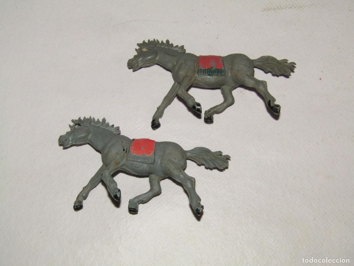 Figuras de goma y PVC: Antigua Pareja de Caballos de PECH Serie Peque&ntilde;a en Goma - A&ntilde;o 1950s.