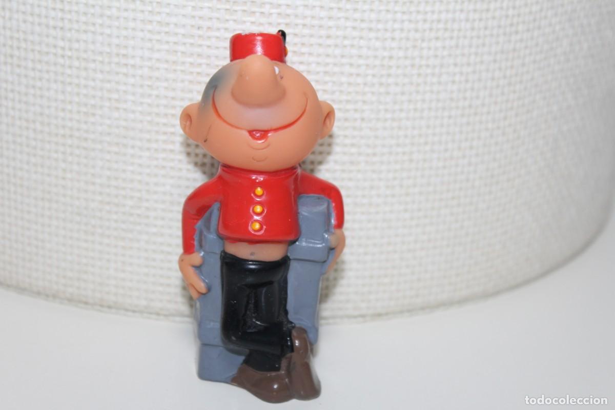 Figuras de goma y PVC: MU&Ntilde;ECO SACARINO JUGASA