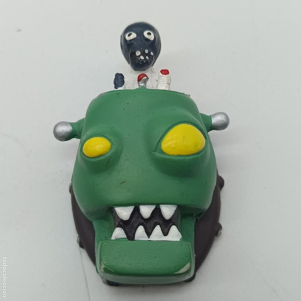 Figuras de goma y PVC: Figura Zombie en Gatling Pea &ndash; Plants vs Zombies &ndash; pl&aacute;stico pintado
