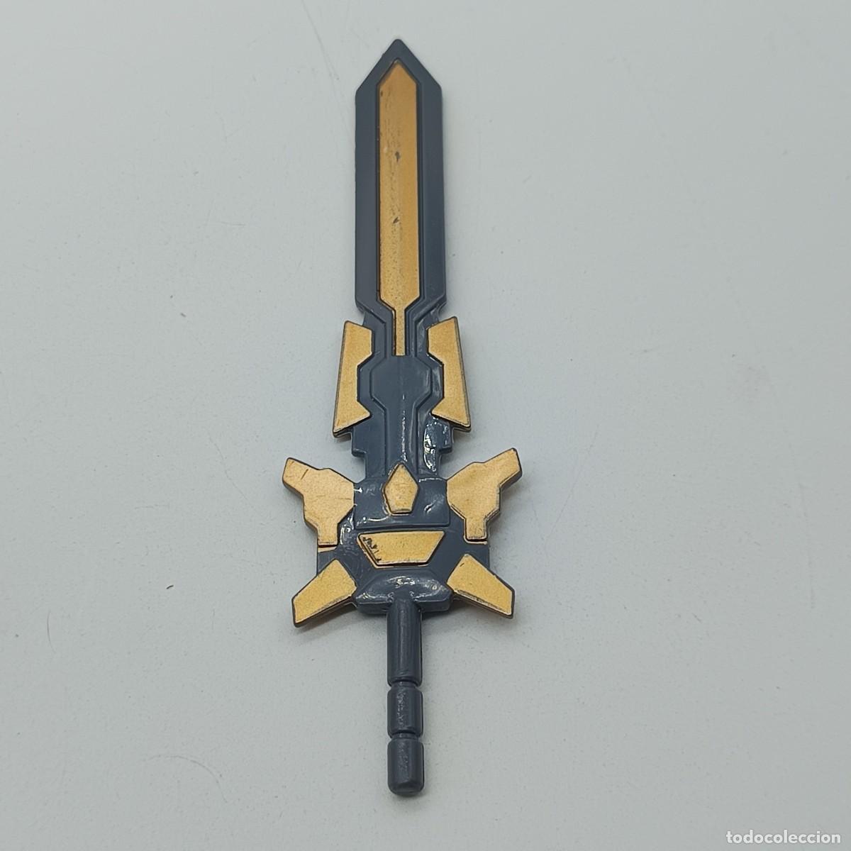 Figuras de goma y PVC: Espada gris y dorada &ndash; accesorio figura de acci&oacute;n &ndash; pl&aacute;stico