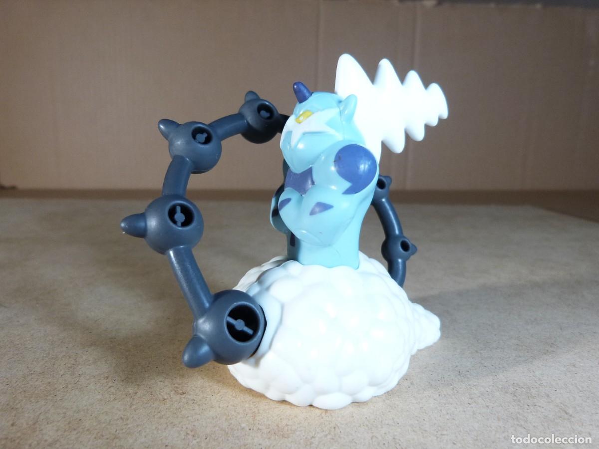 Figuras de goma y PVC: Figura Pokemon Thundurus - Firmada McDonald's McDonalds 2018