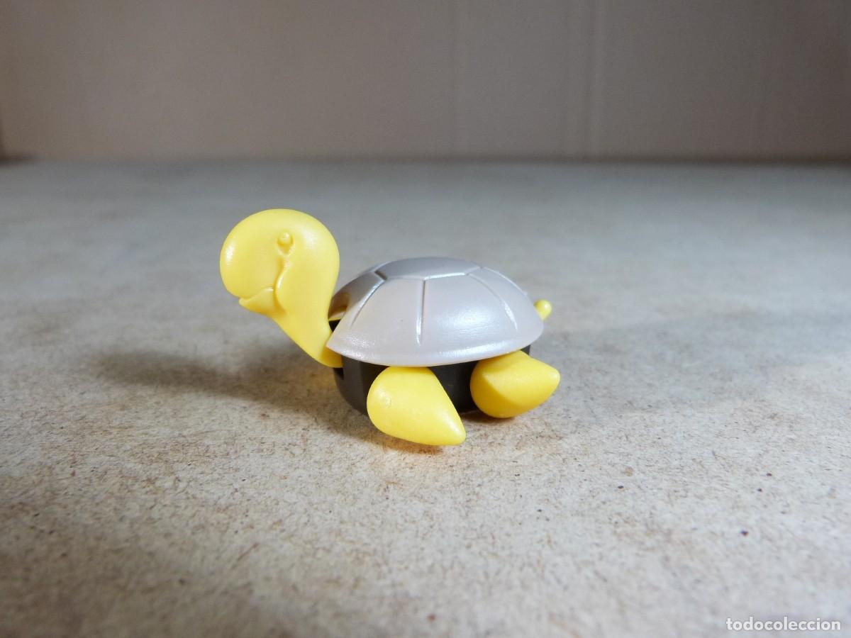 Figuras de goma Kinder: Figura de una tortuga articulada - Kinder Sorpresa