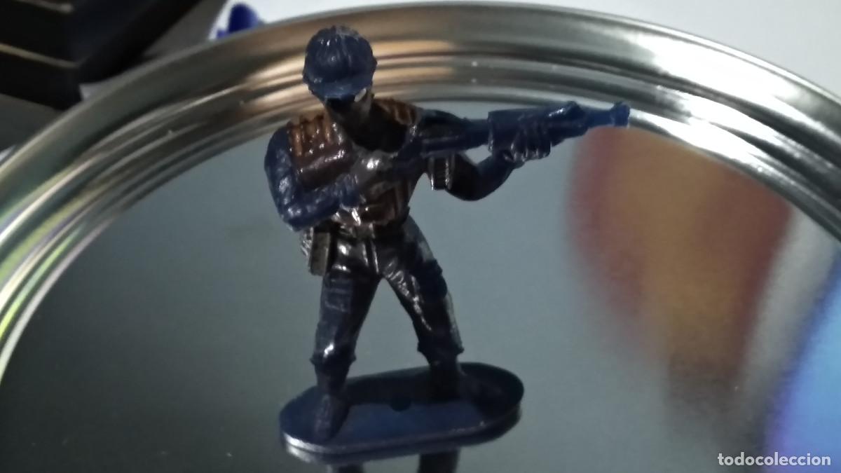 Figuras de goma y PVC: FIGURA ANTIGUA SOLDADO GUERRA , 7&acute;5 CM ALTO ( PECH , JECSAN , REAMSA , COMANSI , ETC) A&Ntilde;OS 60/70