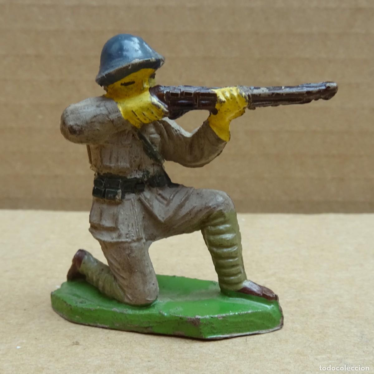 Figuras de goma y PVC: JECSAN JAPONES FIGURA EN GOMA 8