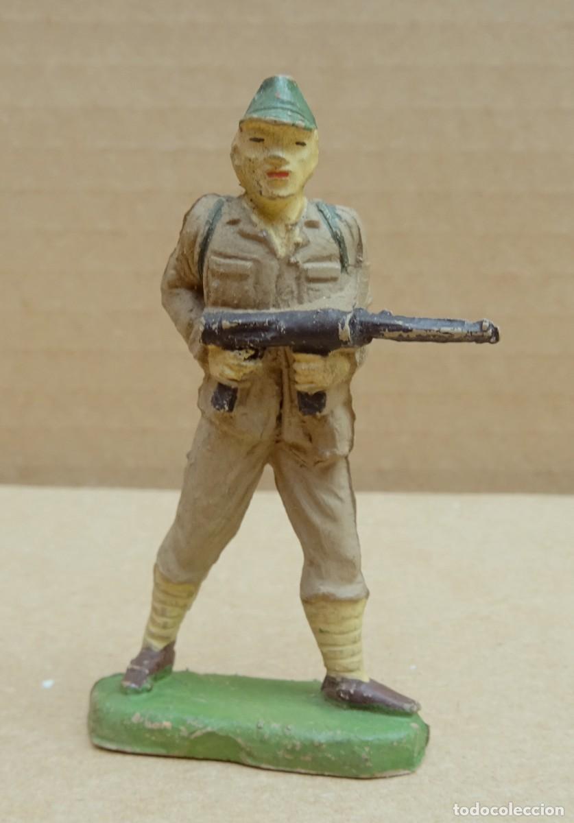 Figuras de goma y PVC: JECSAN JAPONES FIGURA EN GOMA 9