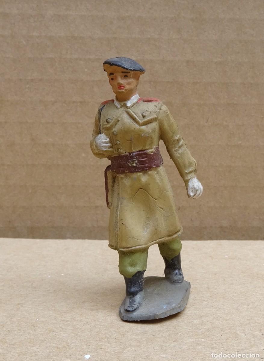 Figuras de goma y PVC: PECH DEFILE PARACIDISTA FIGURA EN GOMA