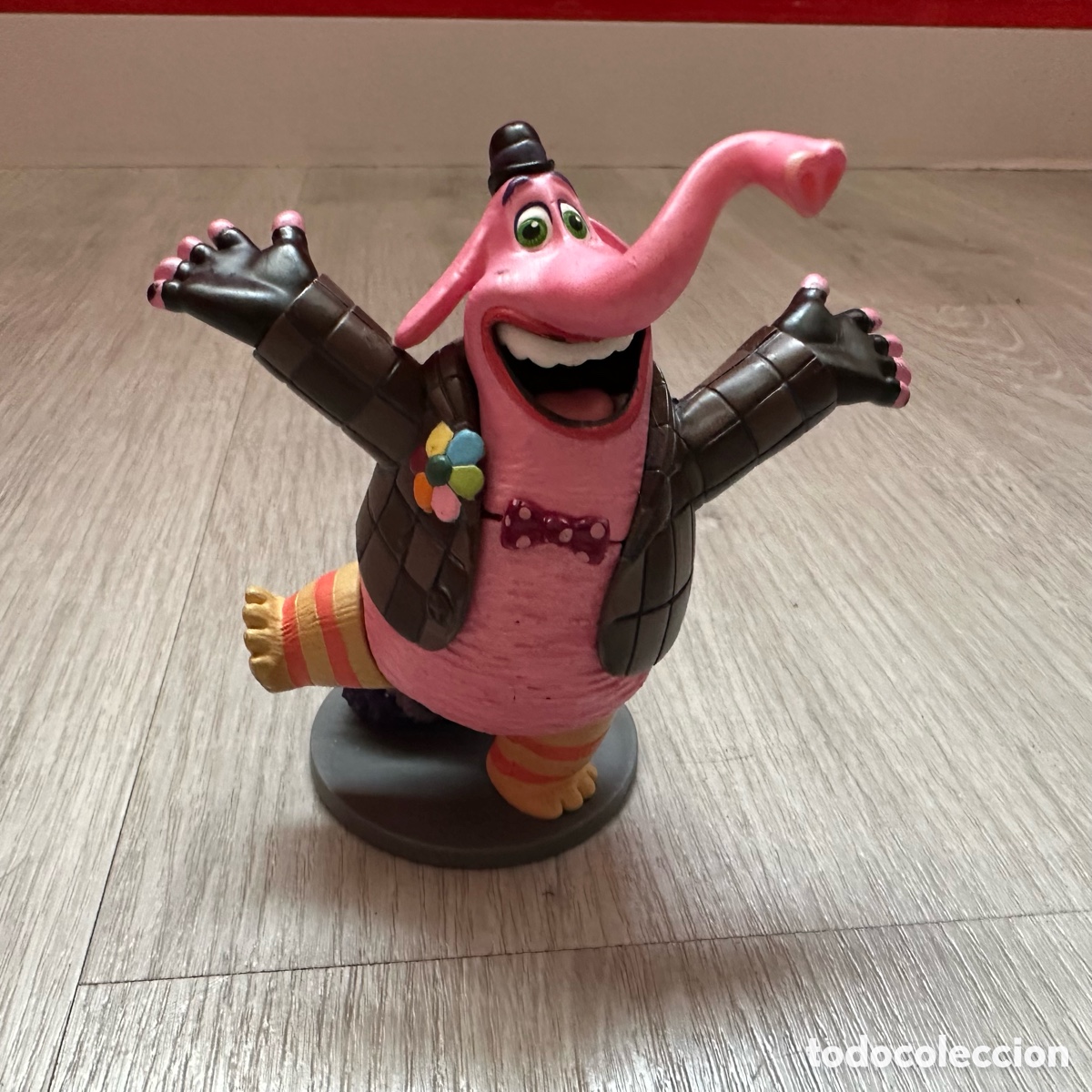 Figuras de goma y PVC: Figurita Bing Bong del Set de juego de figuritas Inside Out: Del Rev&eacute;s, Disney Store