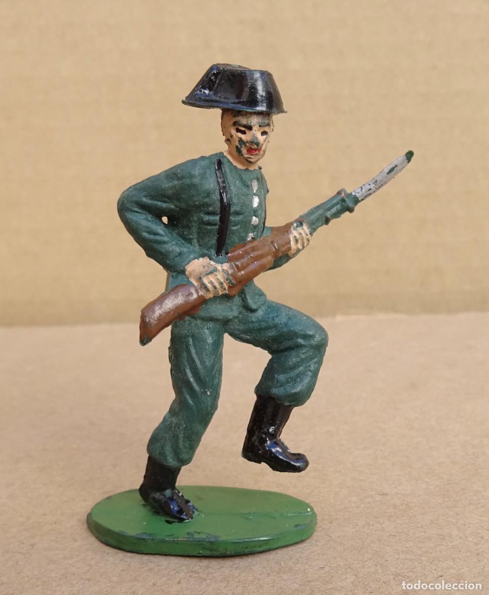 Figurines en Caoutchouc et PVC: BRUVER GUARDIA CIVIL FIGURA EN GOMA 4