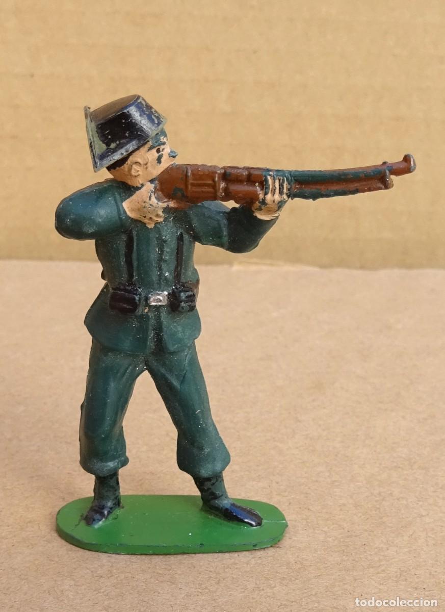 Figuras de goma y PVC: BRUVER GUARDIA CIVIL FIGURA EN GOMA 2