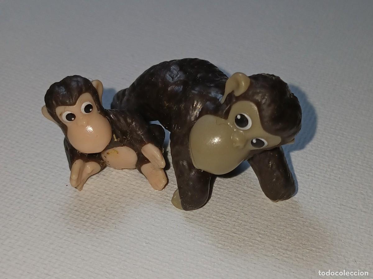 Figuras de goma y PVC: Familia monos de kinder sorpresa