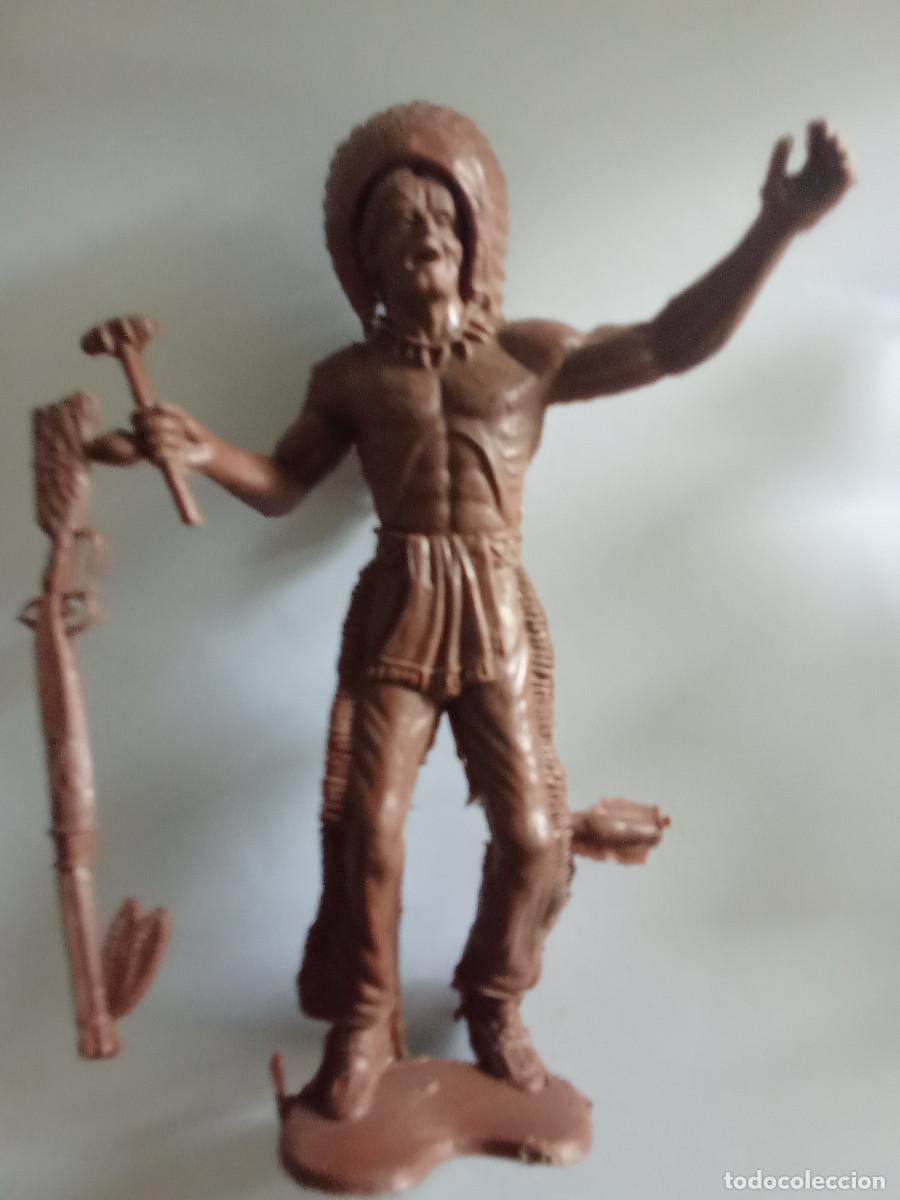 Rubber and PVC Figures: Guerrero indio con accesorios 12 cm pl&aacute;stico kiosko a&ntilde;os 60 - 70 sin uso