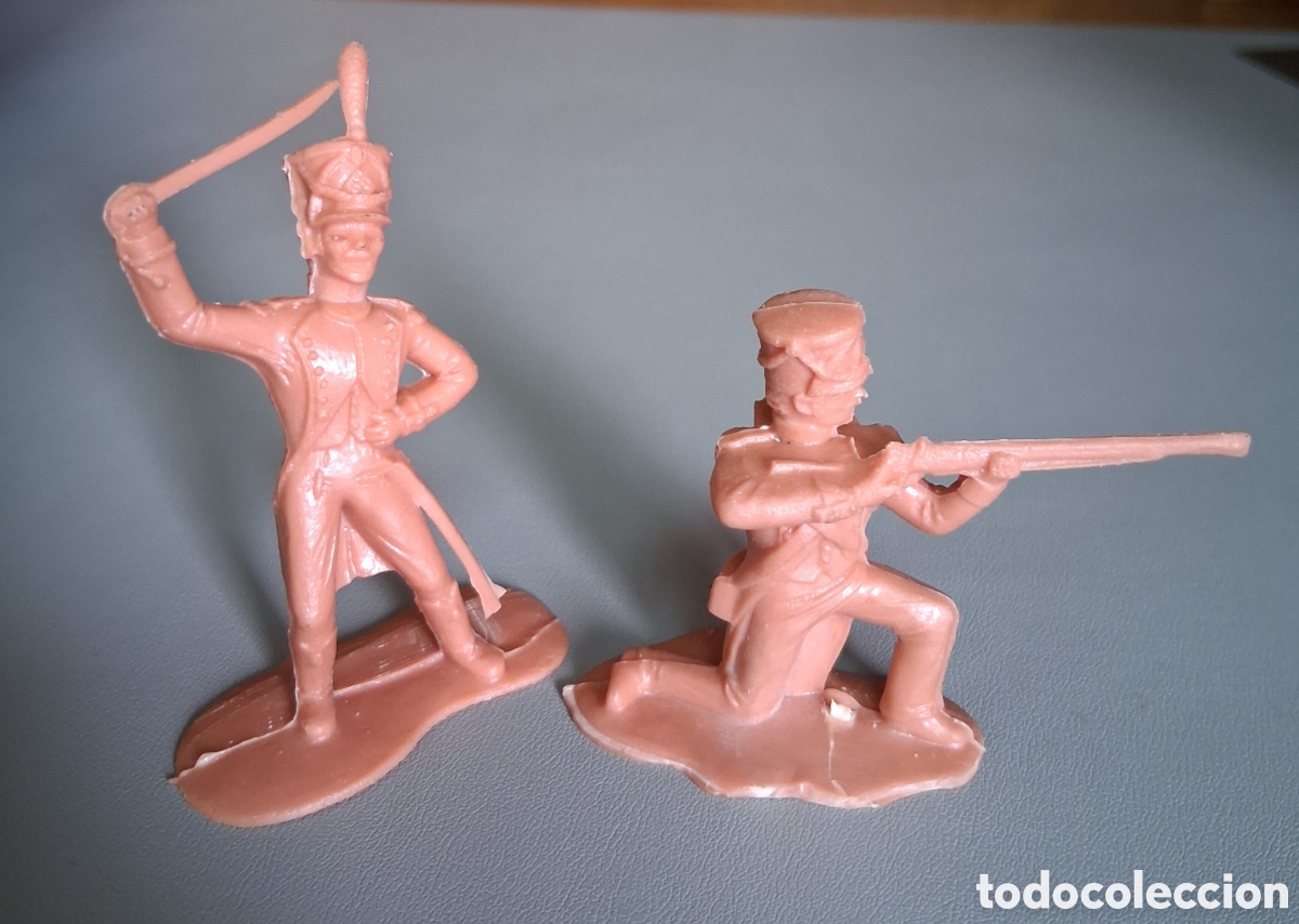 Figuras de goma y PVC: Napole&oacute;nicos de Reamsa,oficial y fusilero franc&eacute;s, reedici&oacute;n.