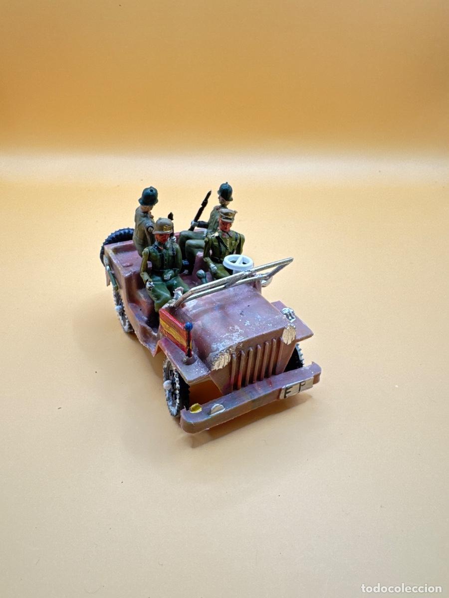Figuras de goma y PVC: Jeep ejercito espa&ntilde;ol armada torres maltas a&ntilde;os 60