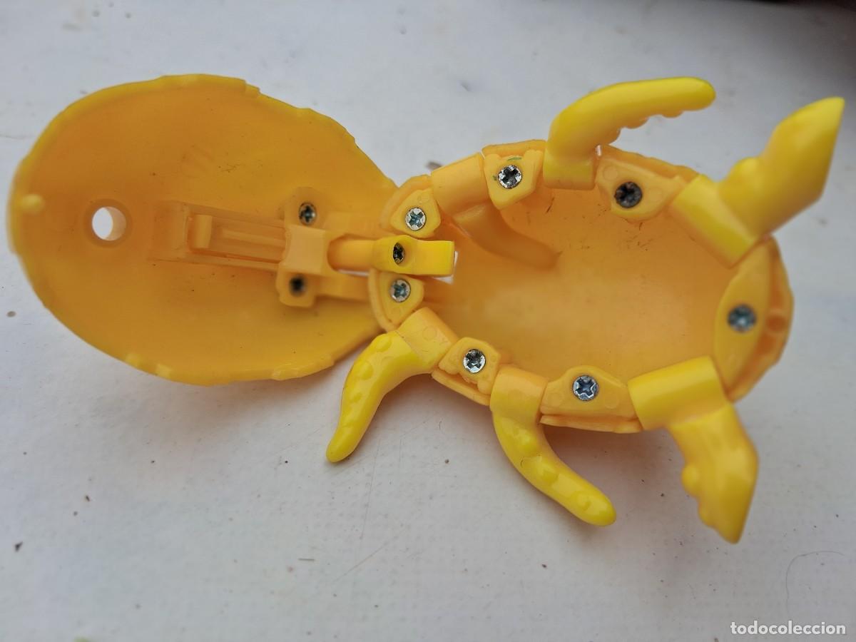 Figuras de goma y PVC: Huevo monstruoso para Albergar figura peque&ntilde;a tipo kinder o dunkin en su interior