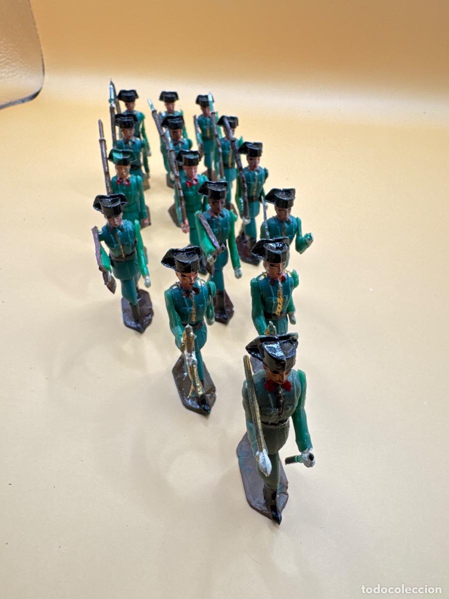 Figuras de goma y PVC: Desfile guardia civil torres maltas a&ntilde;os 50/60