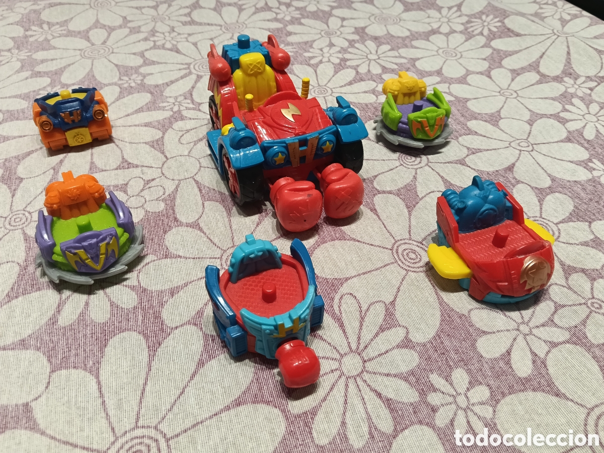 Figuras de goma y PVC: Lote Veh&iacute;culo Megaveh&iacute;culo Balloon Boxer - SuperThings Serie 8 Kazoom Kids (Piezas y Accesorios)