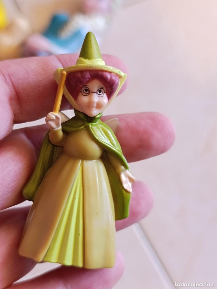 Figuras de goma y PVC: Fauna Disney Sofia the First Royal Prep BMF27 &ndash; hada con varita y alas