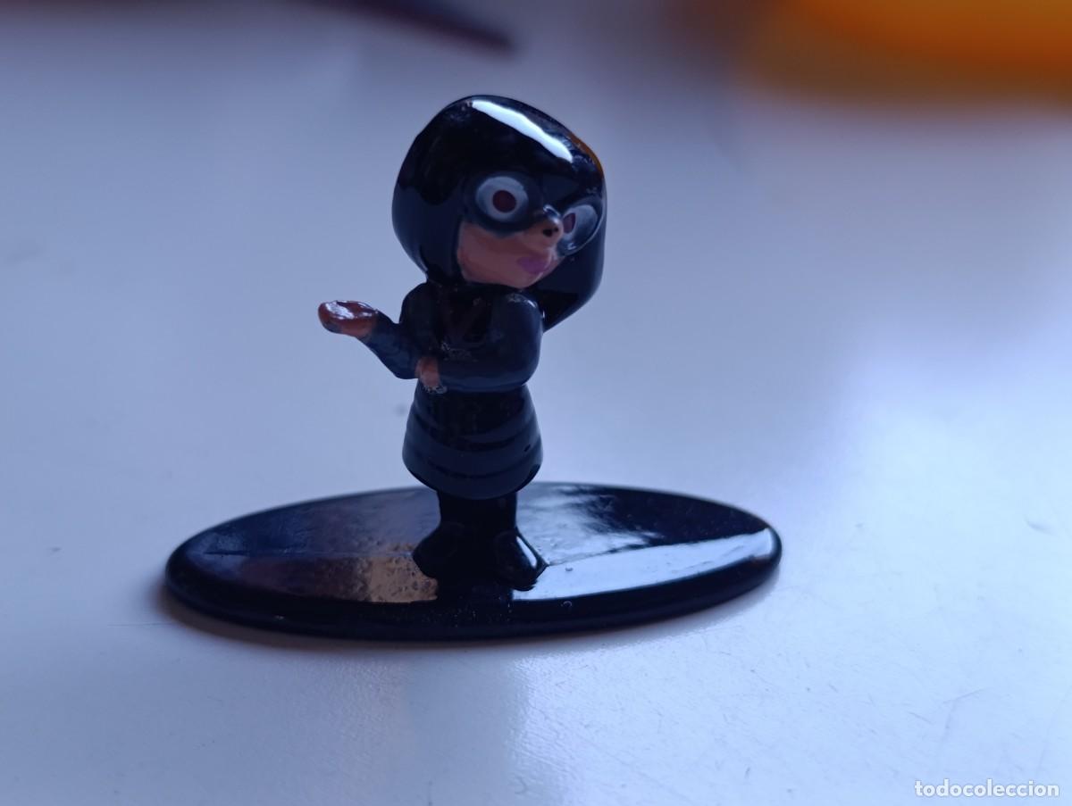 Figuras de goma y PVC: Edna Mode Disney Pixar Jada Nano Metalfigs Series 2