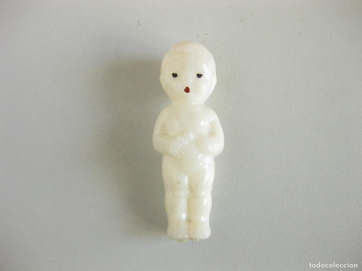 Figuras de goma y PVC: PEQUE&Ntilde;O MU&Ntilde;ECO DE PL&Aacute;STICO BLANCO DE LOS A&Ntilde;OS 50