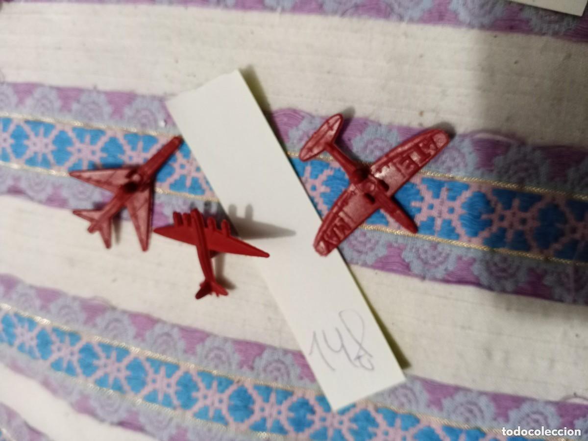 Figuras de goma y PVC: MONTAPLEX AVIONES rojos oscuros N 148 . Mira todos mis dem&aacute;s art&iacute;culos para aprovechar los gastos
