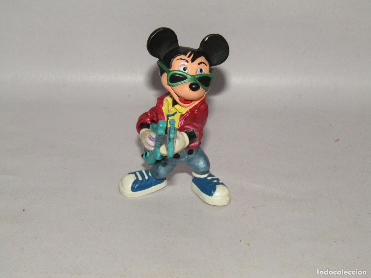 Figuras de goma y PVC: Antigua Figura de Goma Maciza MICKEY MOUSE GUITARRISTA de BULLY