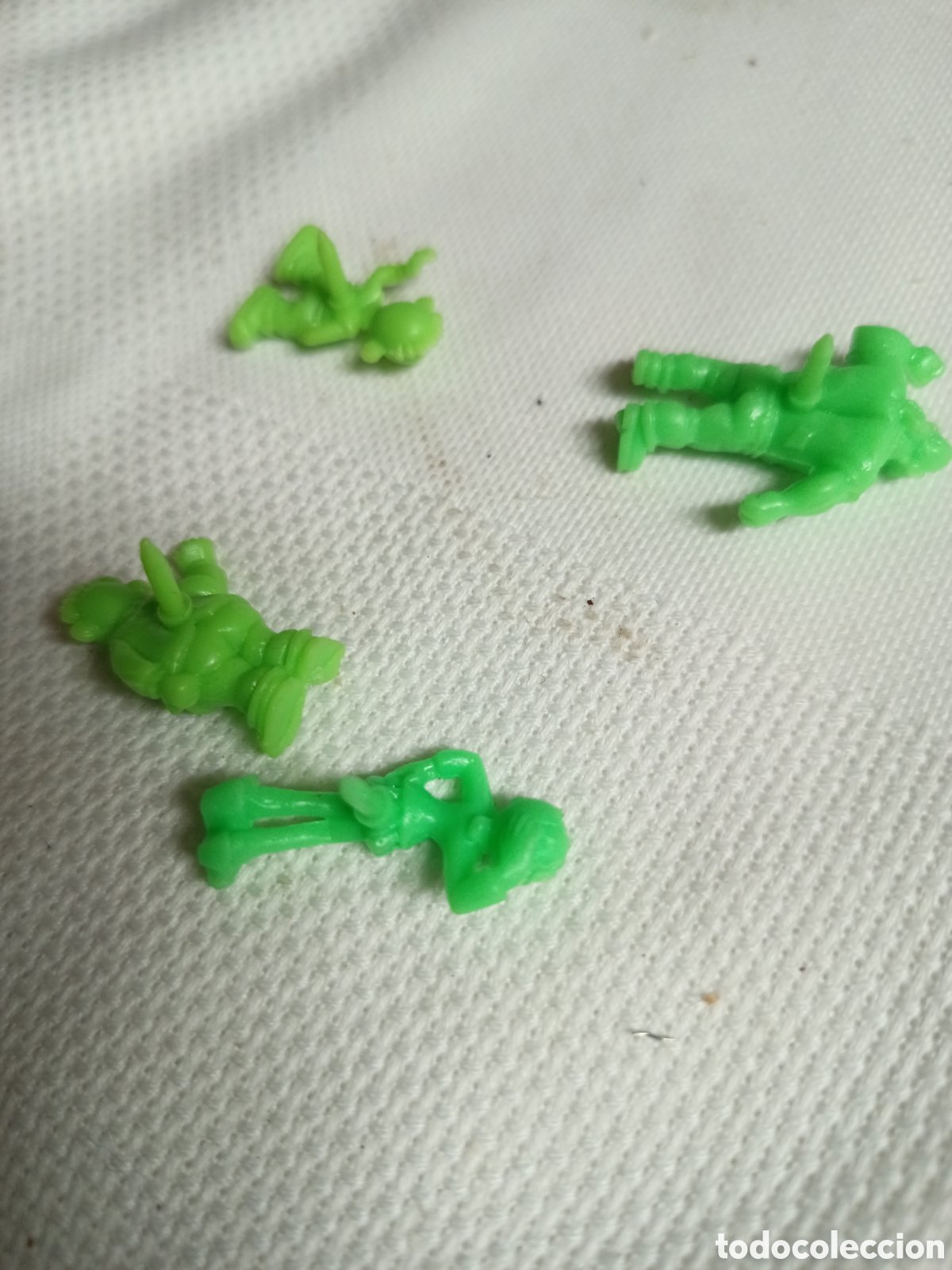 Figuras de goma y PVC: lote 4 FIGURAS Dunkin - Foto 5