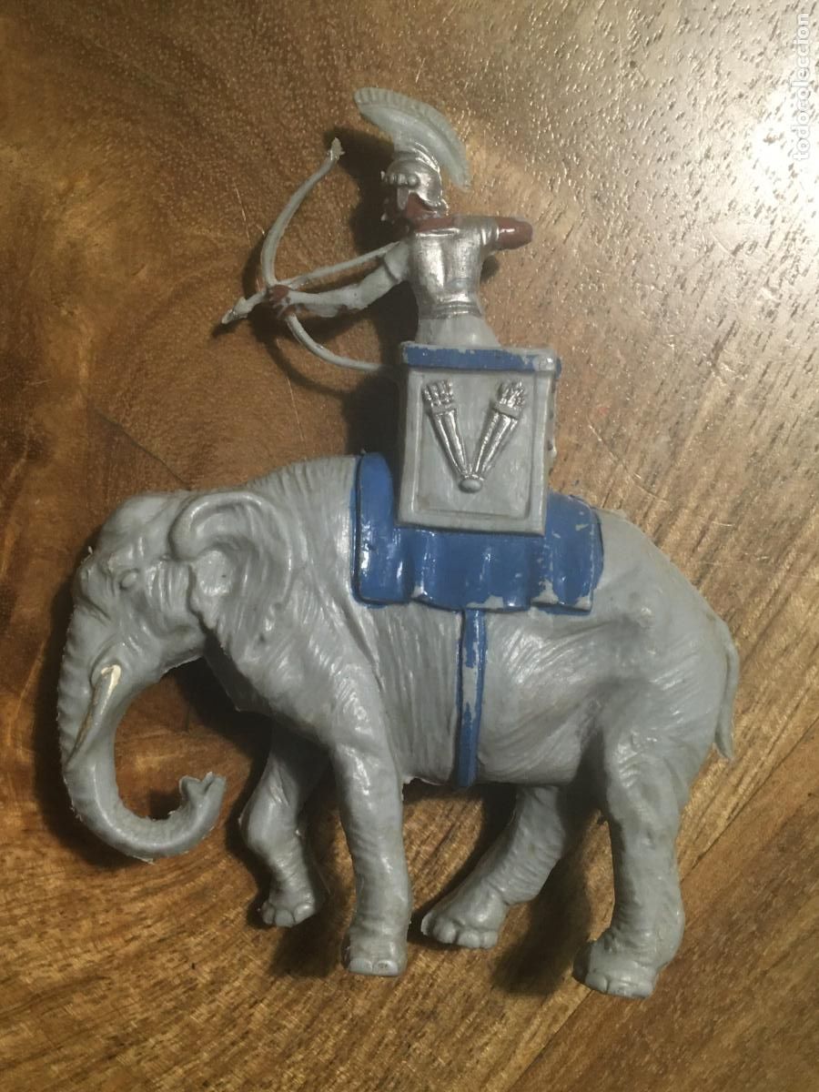Figuras de goma y PVC: ELEFANTE CARTAGIN&Eacute;S SERIE ROMANOS Y CARTAGINESES figura de plastico original antigua