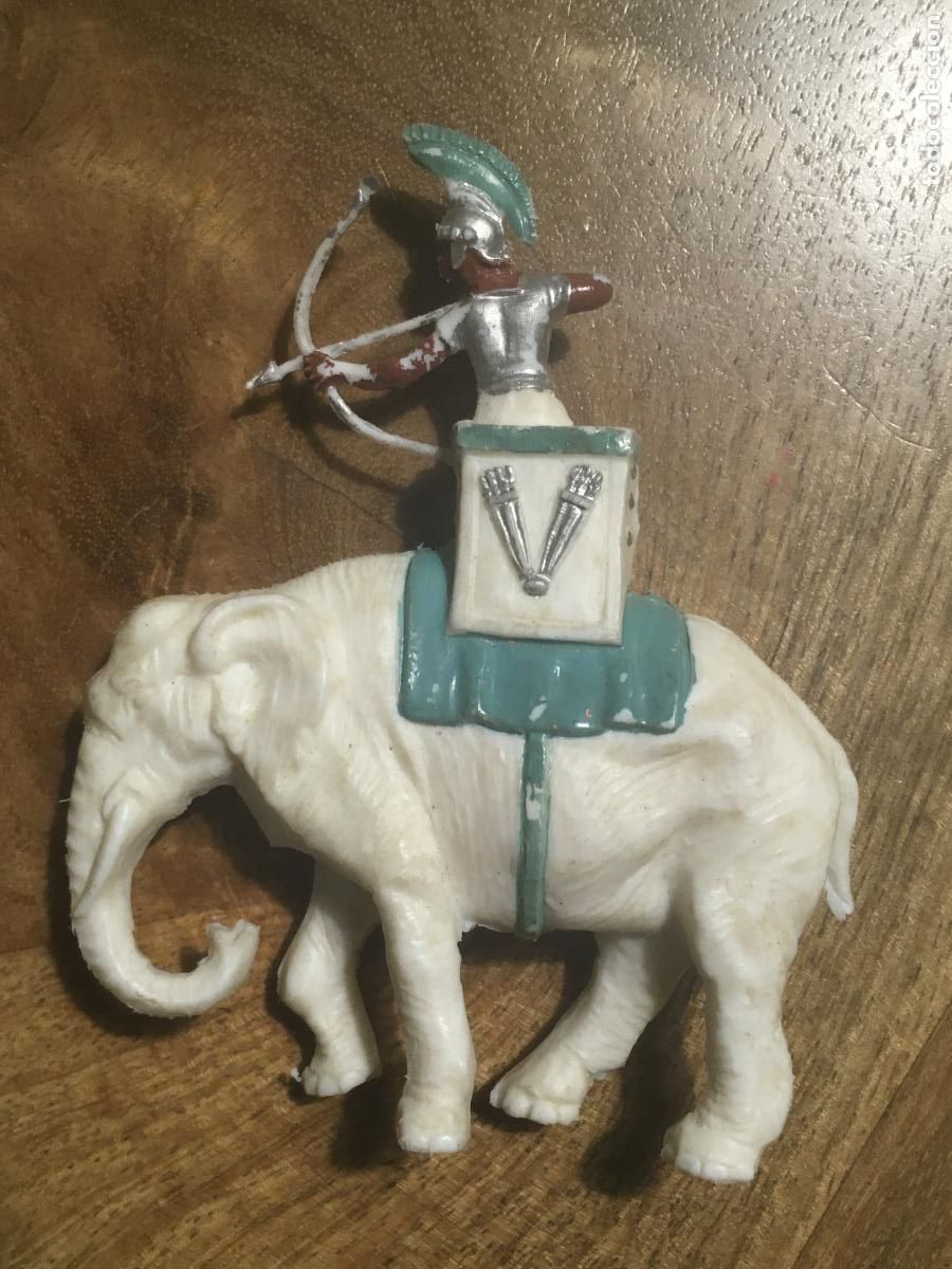 Figuras de goma y PVC: ELEFANTE CARTAGIN&Eacute;S SERIE ROMANOS Y CARTAGINESES figura de plastico original antigua