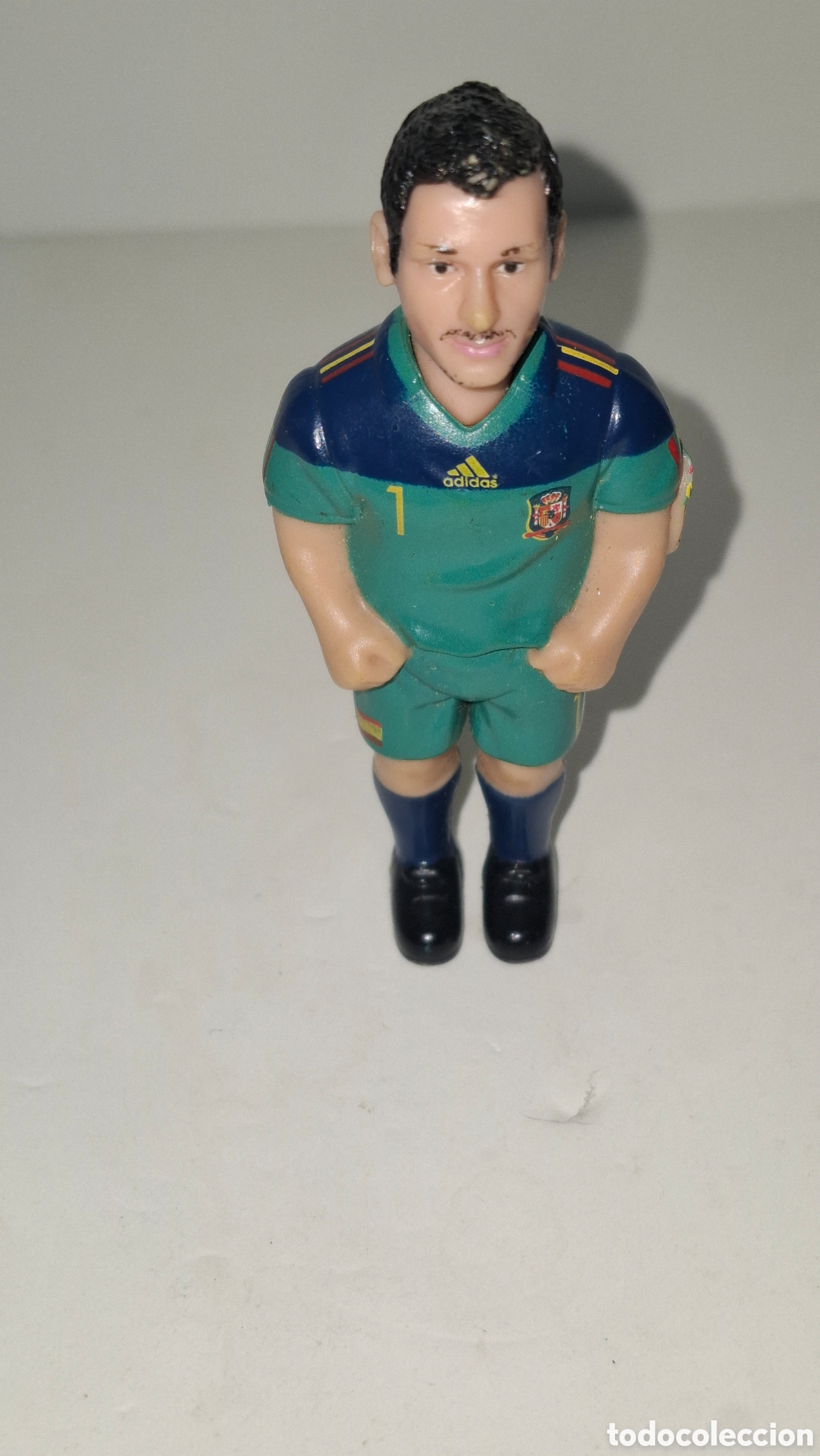 Figuras de goma y PVC: CASILLAS FIGURA DE PVC SELECCI&Oacute;N ESPA&Ntilde;OLA DE FUTBOL MUNDIAL SUD&Aacute;FRICA 2010