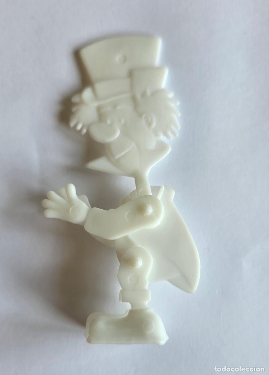Figuras de goma y PVC: FIGURA DUNKIN SOMBRERERO LOCO DISNEY DETERGENTE OMO