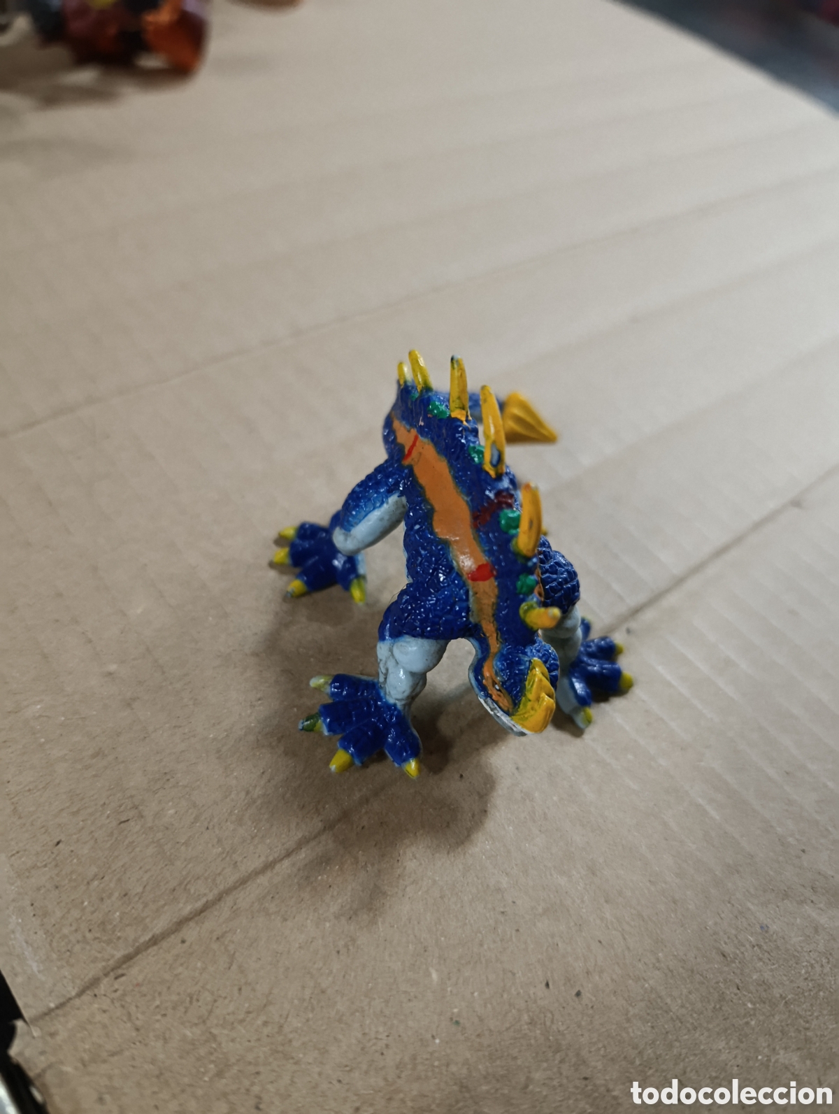 Figuras de goma y PVC: Draco (Max). Invizimals. - Foto 1