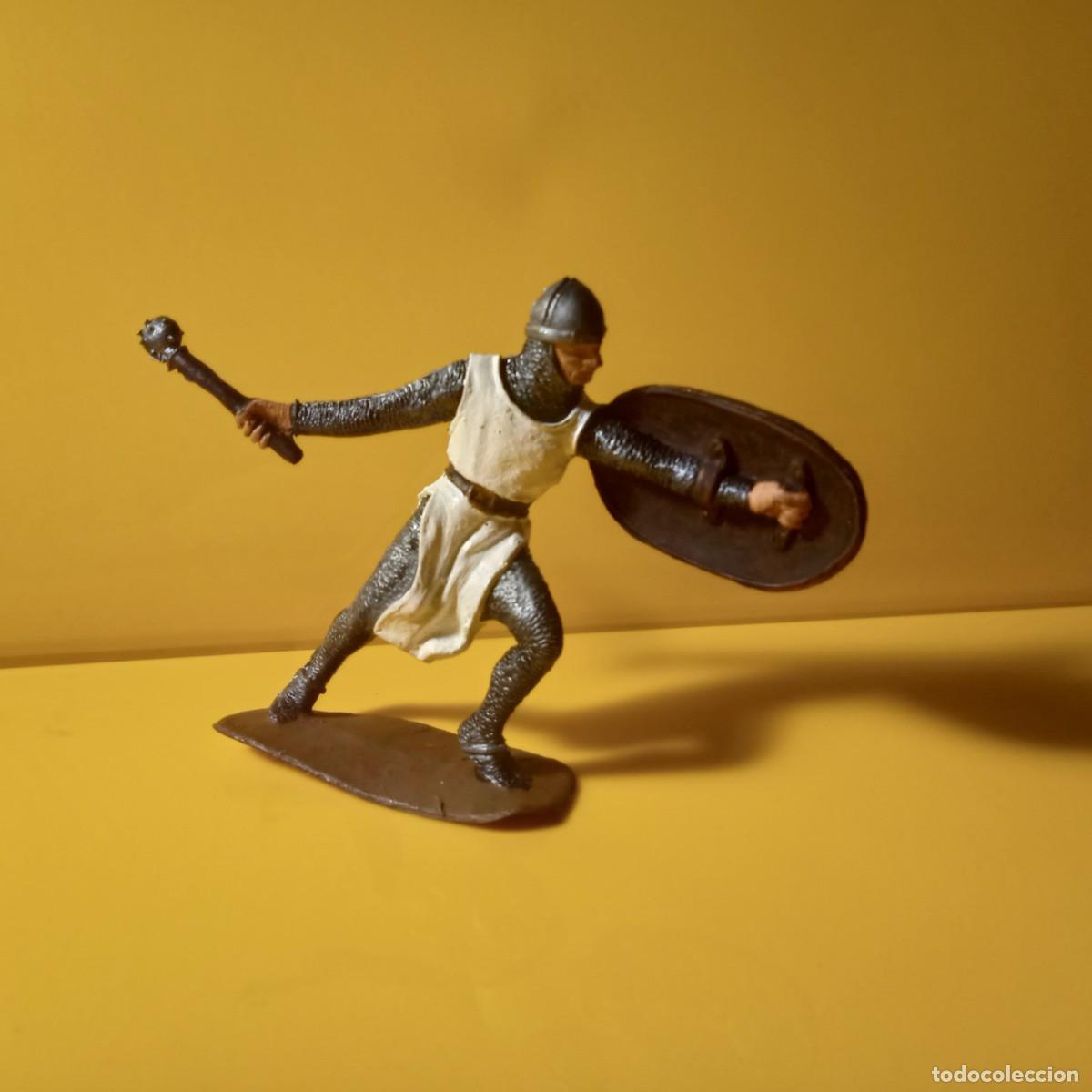 Figuras de goma y PVC: JECSAN - PUCHOL: FIGURA SOLDADO MEDIAVAL ESCALA 1/28 (6,5 CM)