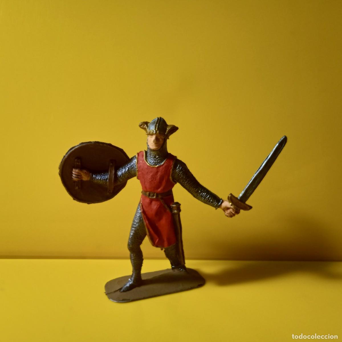 Figuras de goma y PVC: JECSAN - PUCHOL: FIGURA SOLDADO MEDIAVAL ESCALA 1/28 (6,5 CM)