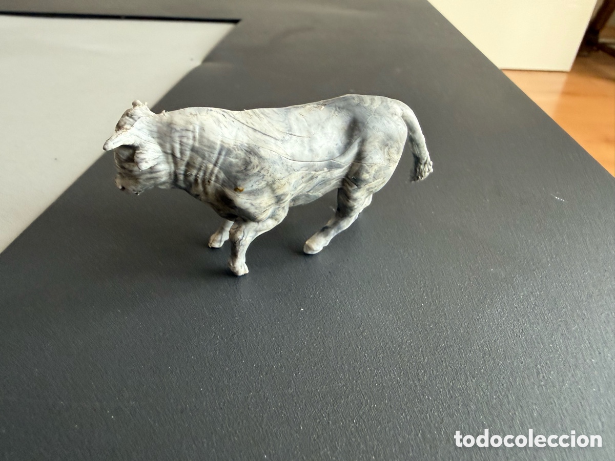 Figuras de goma y PVC: Antiguo TORO. PVC. 8 cm - Foto 2