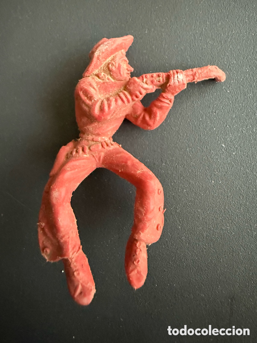 Figure di Gomma e PVC: LAFREDO. VAQUERO DISPARANDO 7 cm