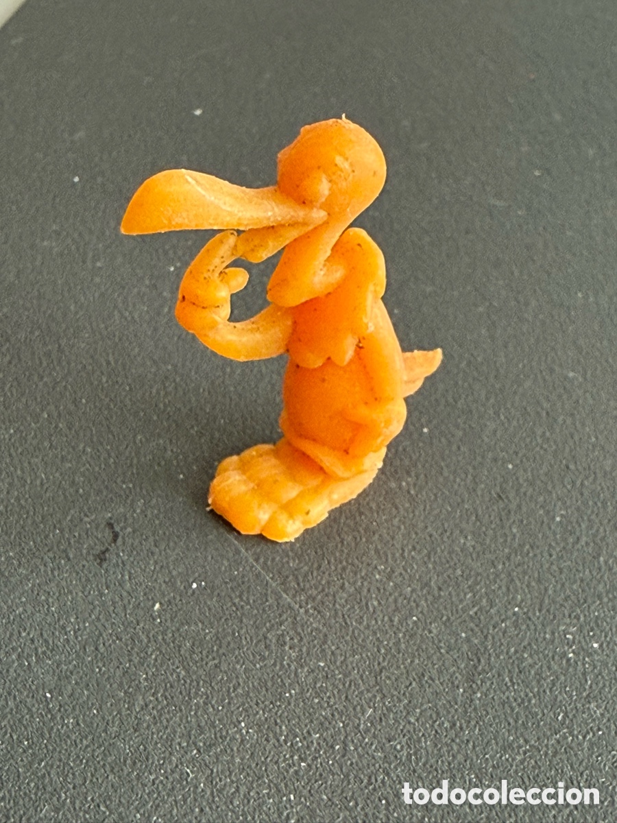 Figurines en Caoutchouc et PVC: DUNKIN. BUITRE. Naranja. Warner