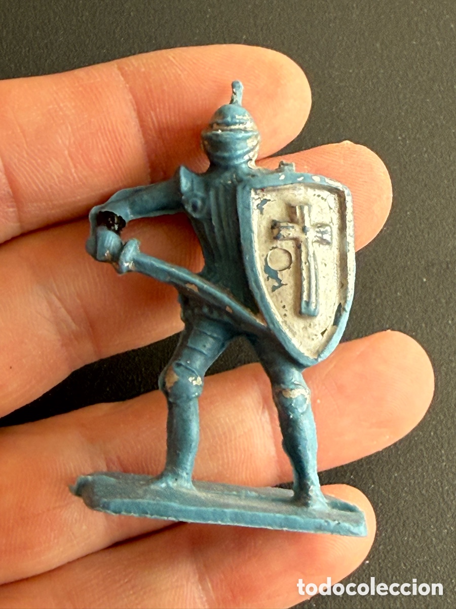 Figuras de goma y PVC: JECSAN. CABALLERO MEDIEVAL - Foto 3