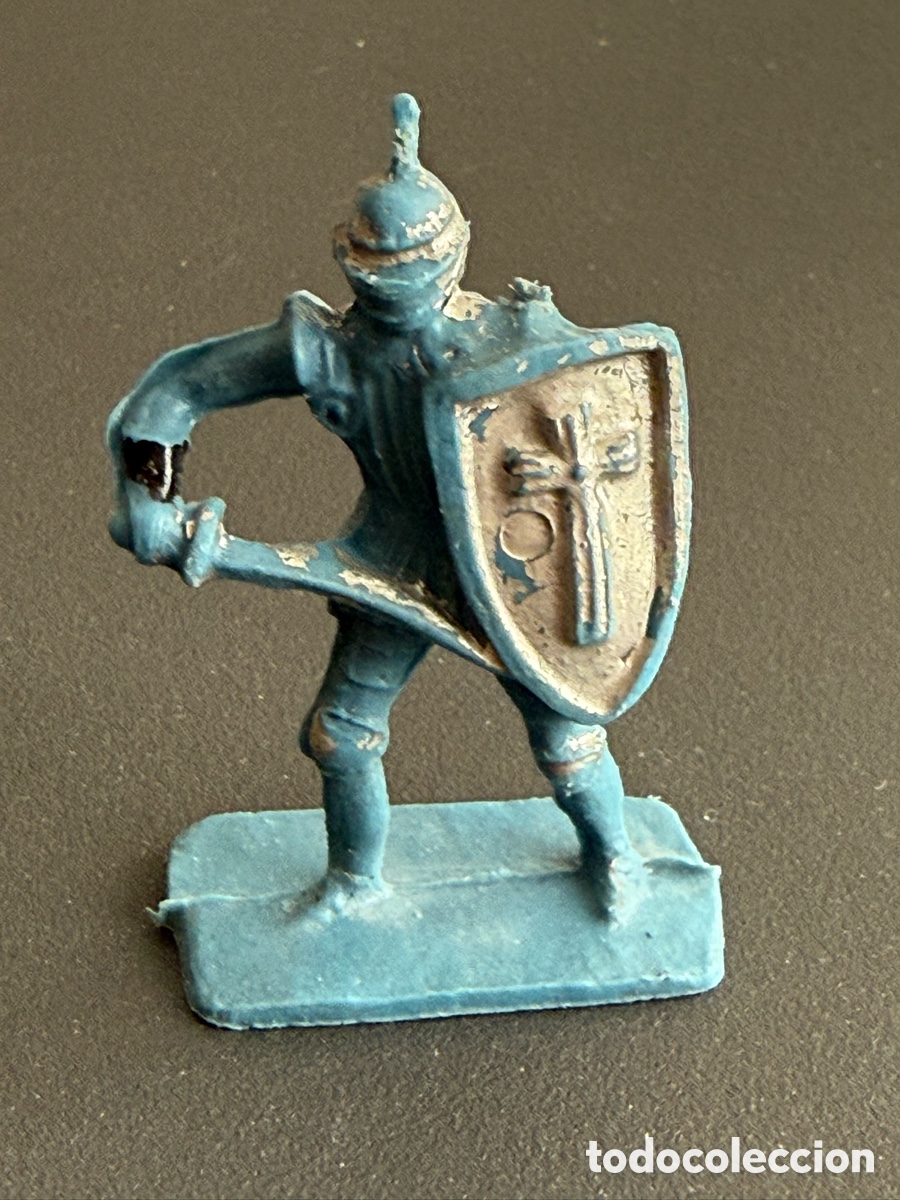 Figuras de goma y PVC: JECSAN. CABALLERO MEDIEVAL - Foto 1