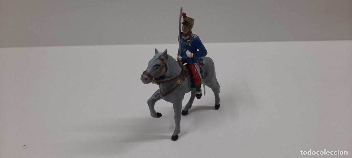 Figuras de goma y PVC: SOLDADO A CABALLO EN DESFILE - CABALLERIA REAL . REALIZADO POR SOLDIS / GOMARSA . ORIGINAL A&Ntilde;OS 70