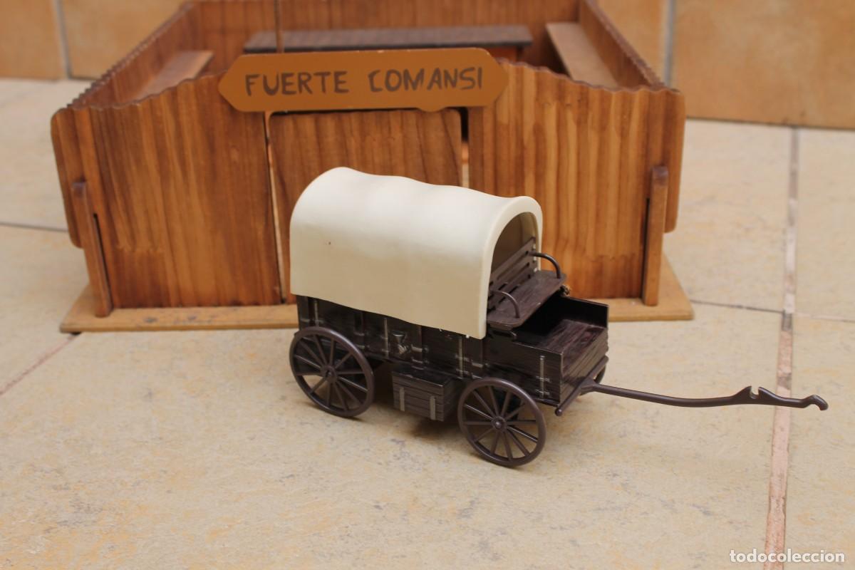 Figuras de goma y PVC: FUERTE COMANSI DE MADERA. - Foto 6