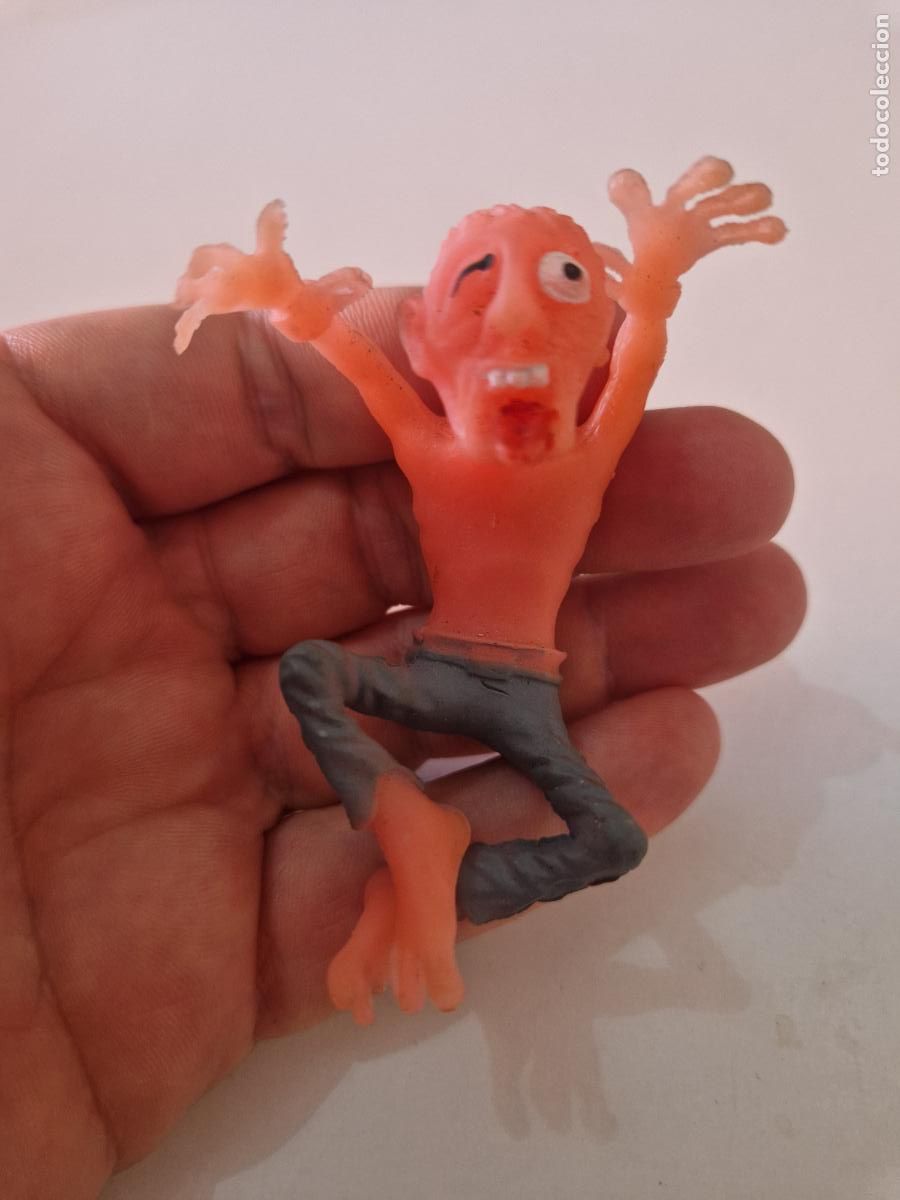Figure di Gomma e PVC: antigua rara figura goma pvc vintage prisionero zombie imperial Brabo spooky kooky rubber a&ntilde;os 80