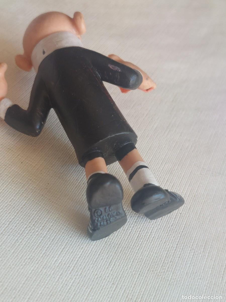 Figuras de goma y PVC: Mortadelo arbitro de comics spain - Foto 2
